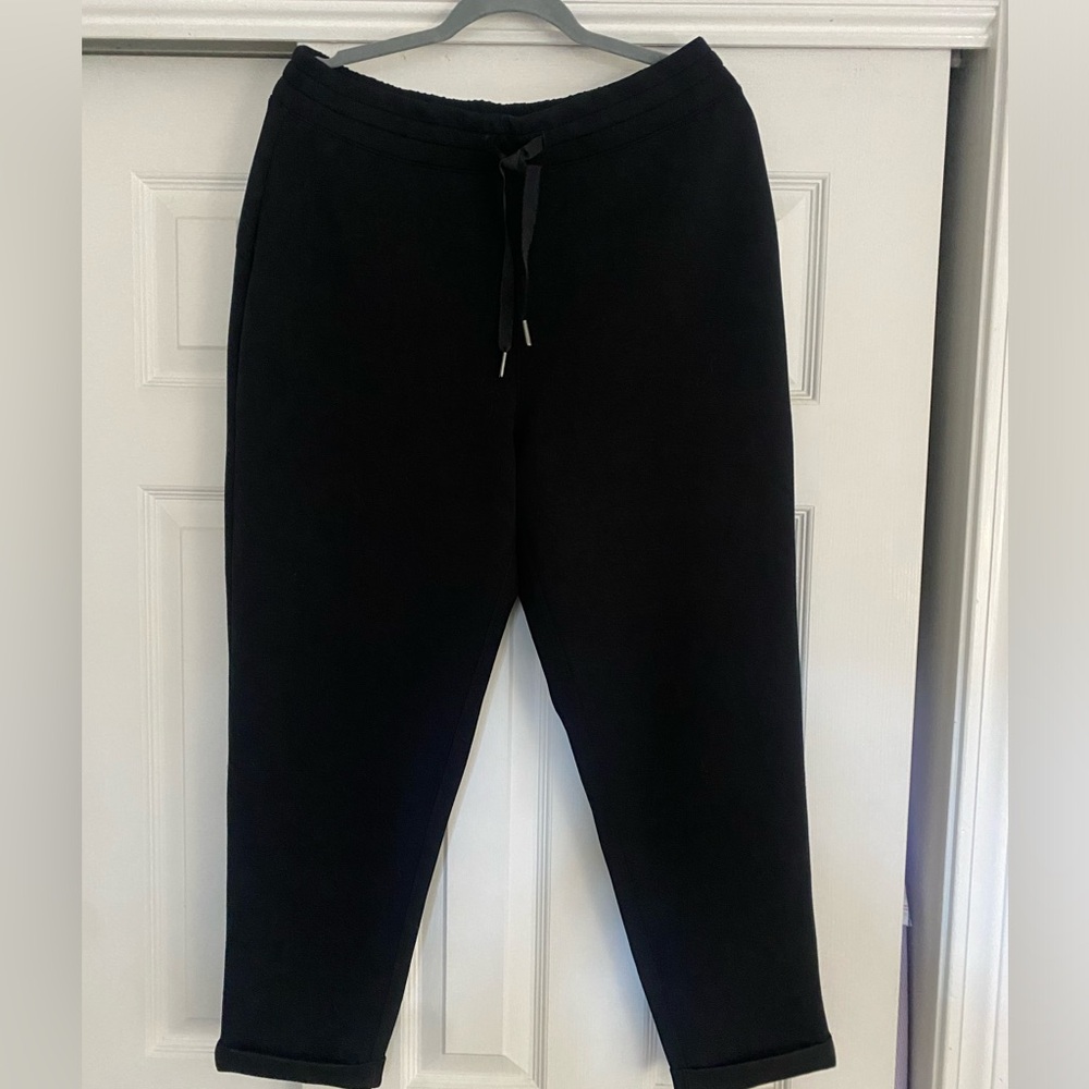Spanx black airessentials, tapered pant